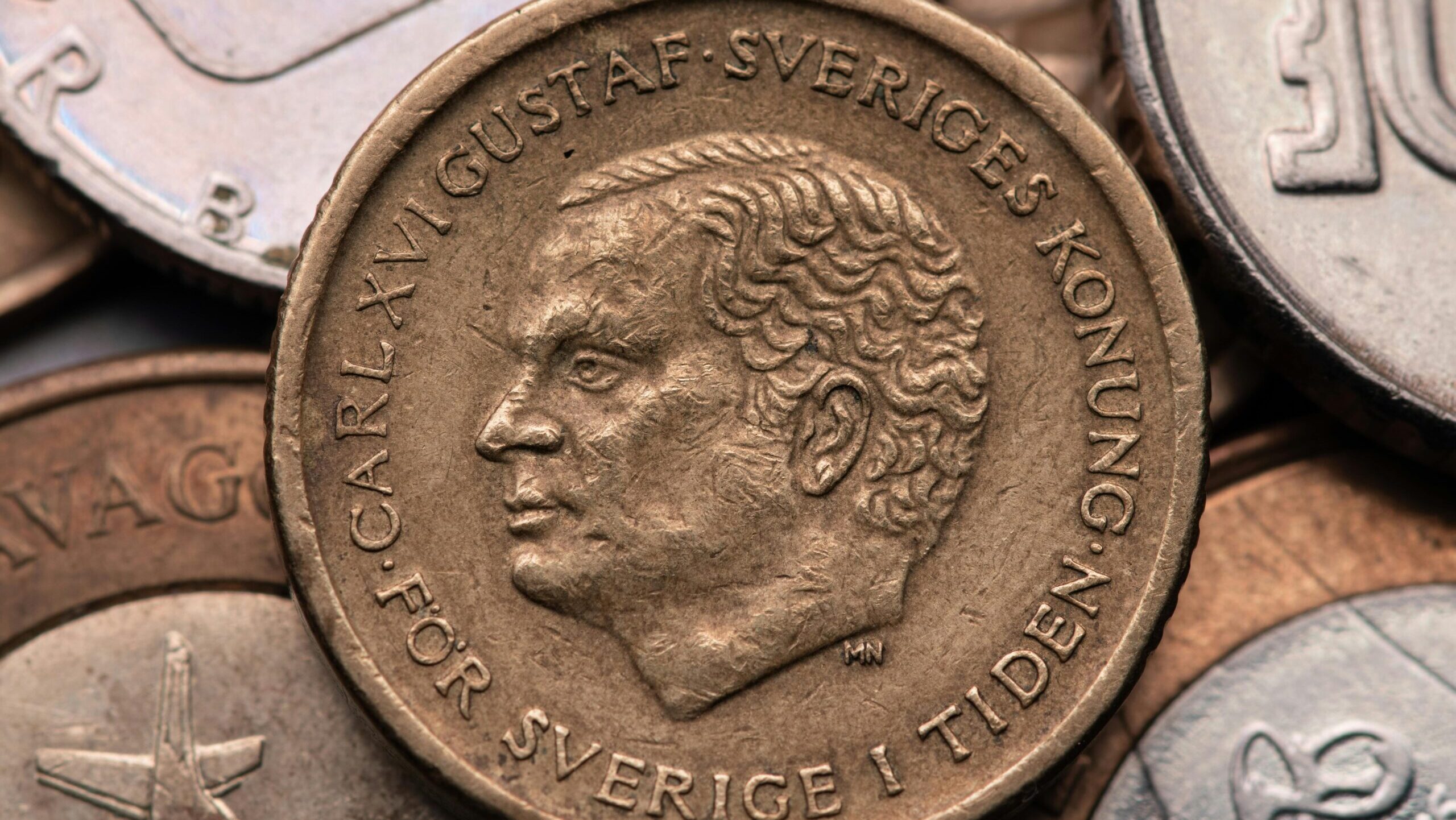 Top Reasons Why Investing in Silver Coins Is a Smart Choice This Year